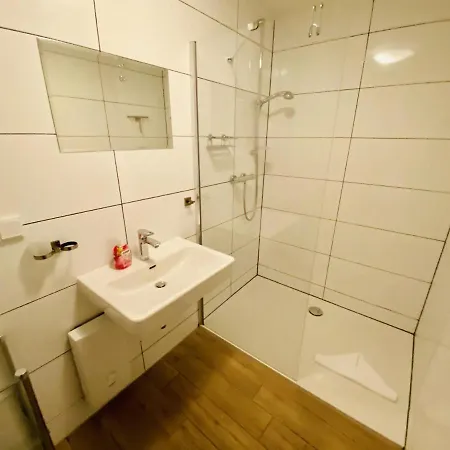 Kuschelecke, 100m Zum Alten Strom Rostock