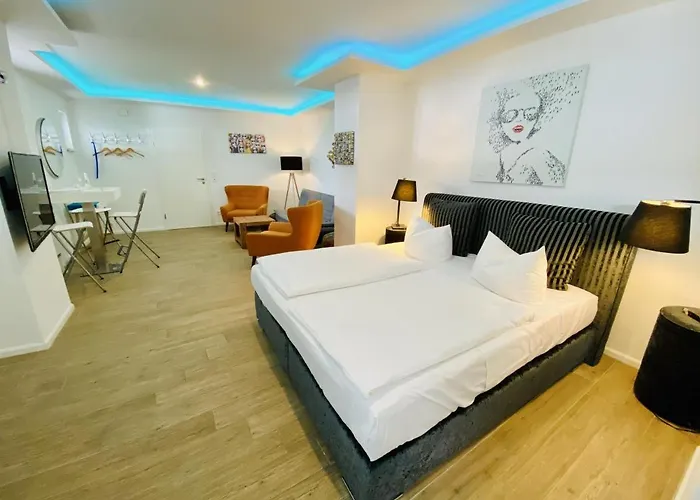 アパート Kuschelecke, 100m Zum Alten Strom ロストック